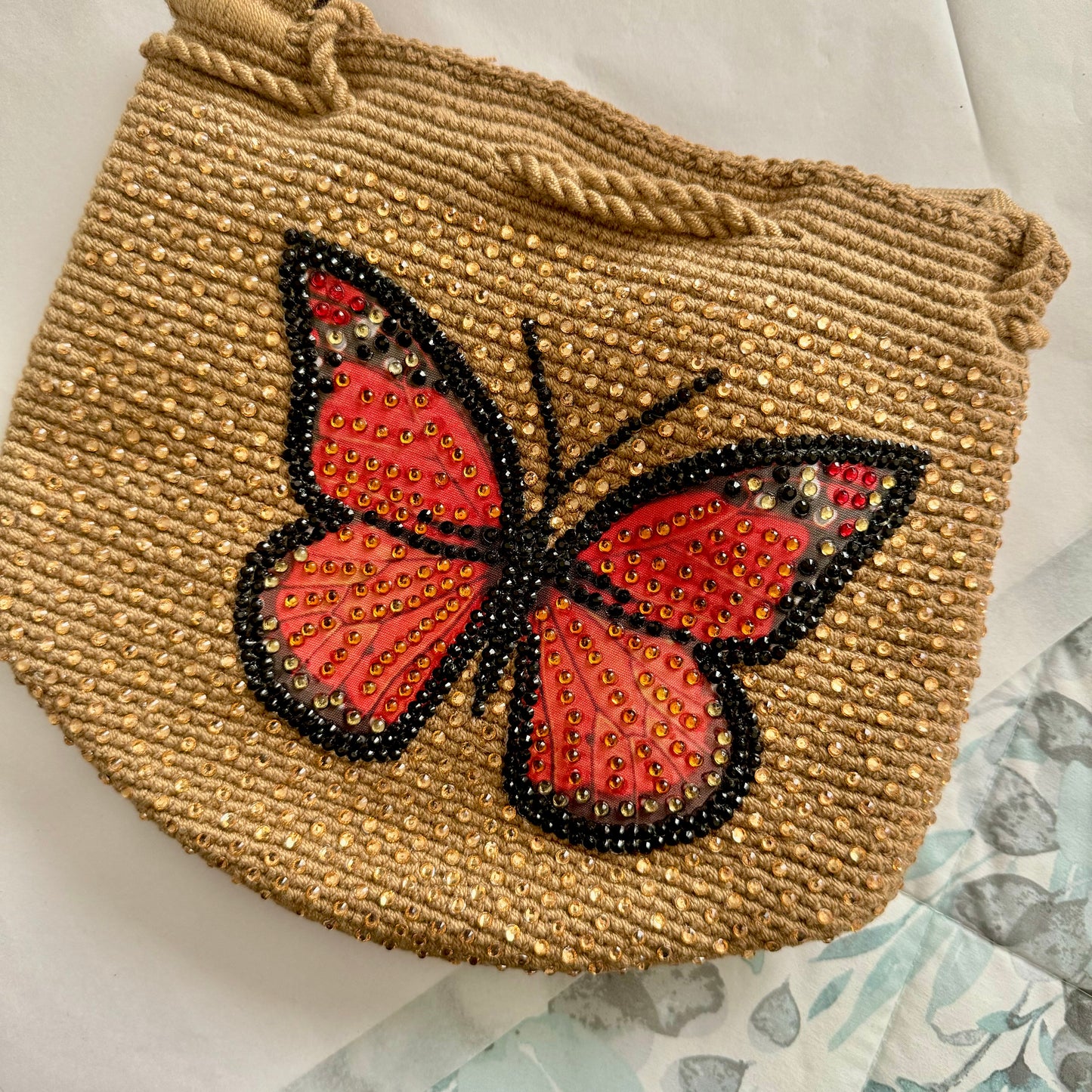 Woven bucket bag “Monarch”