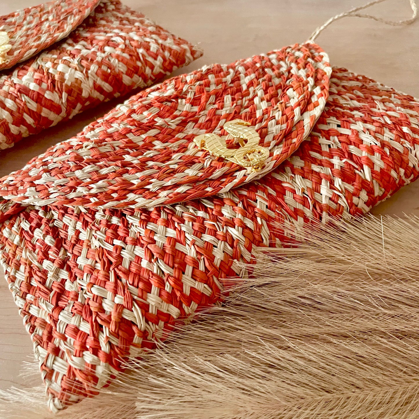 Woven Clutch “Tulum”