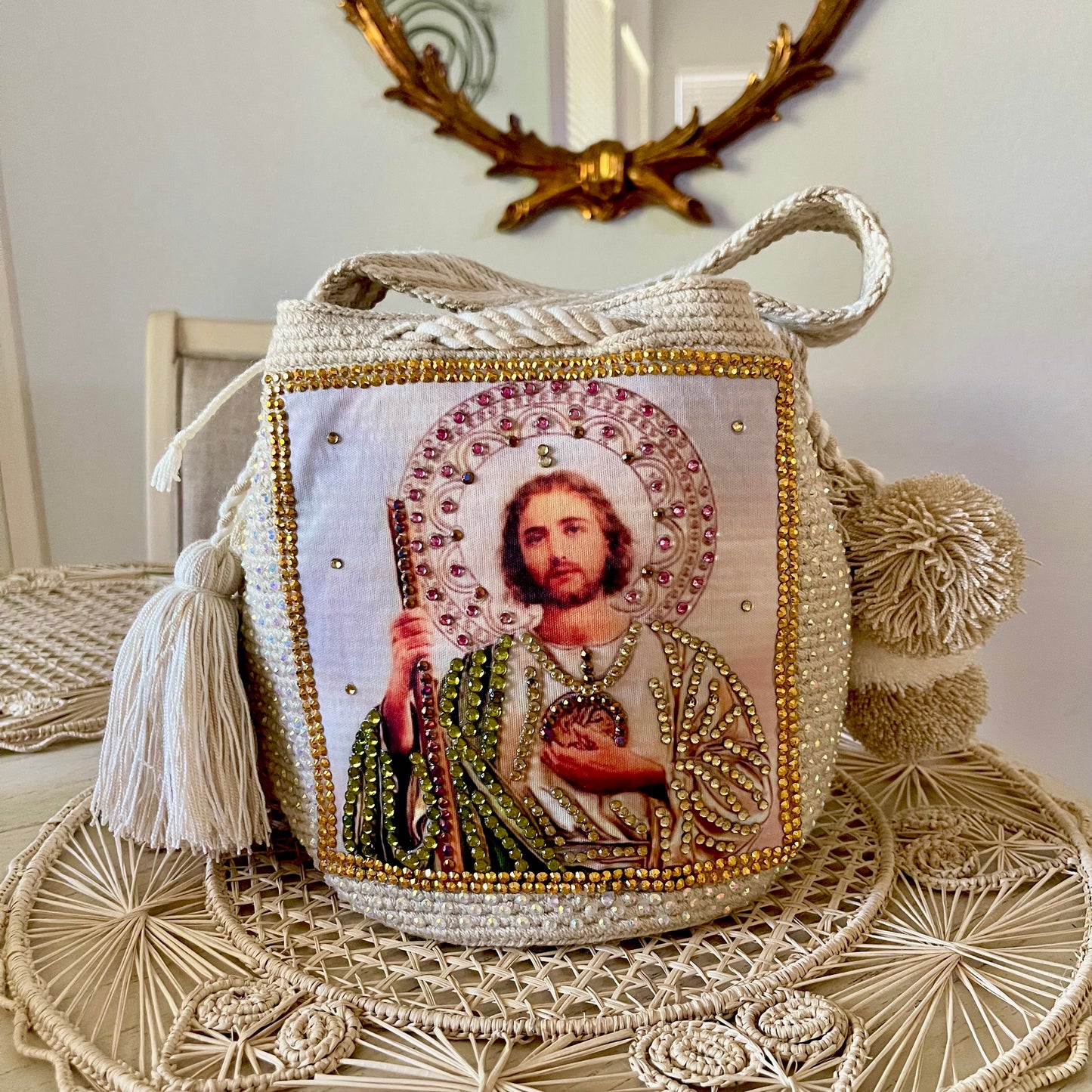 Woven bucket bag “Morral”