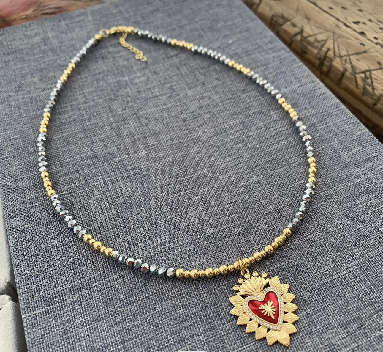 Beaded necklace Gold-Silver