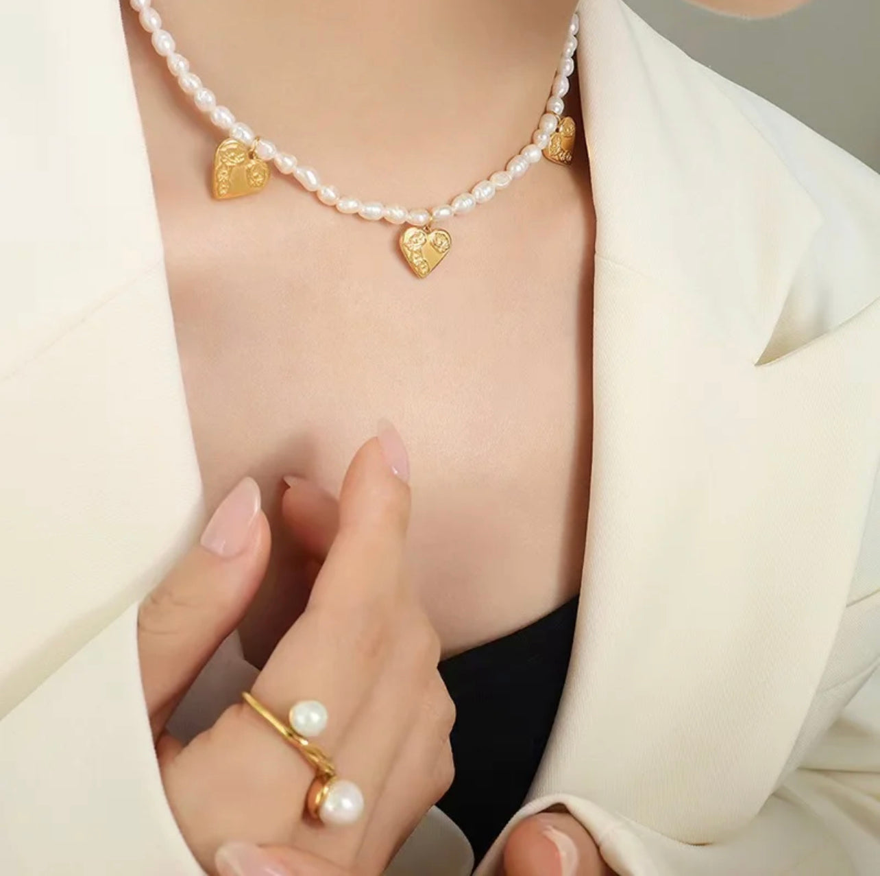 Cultured Freshwater pearl necklace "Maria"
