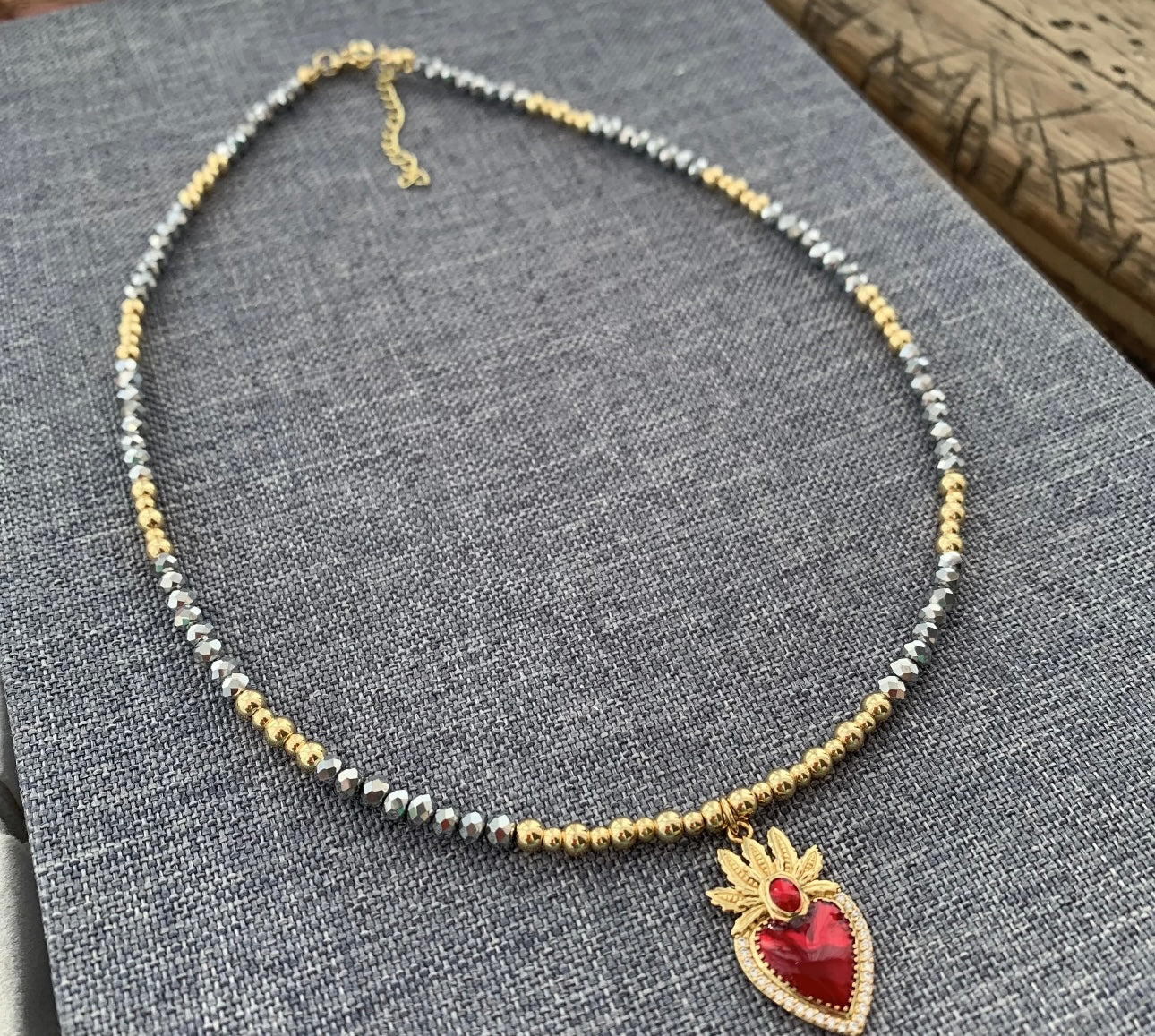 Beaded necklace Gold-Silver