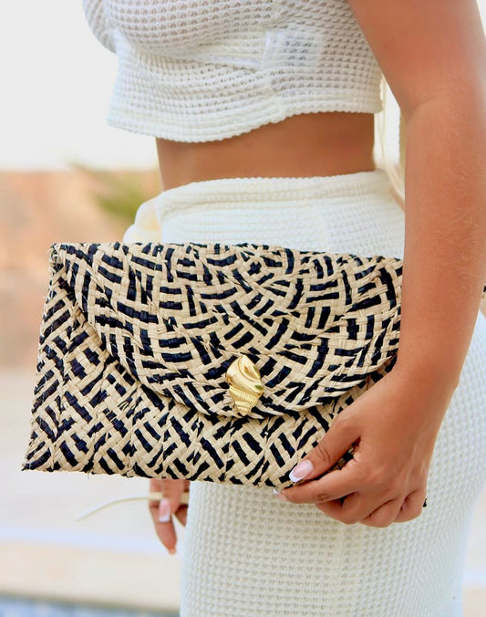 Woven Clutch “Tulum”