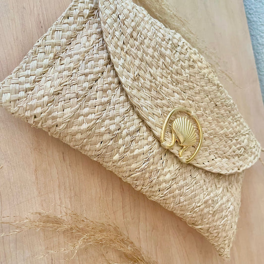 Woven Clutch “Tulum”